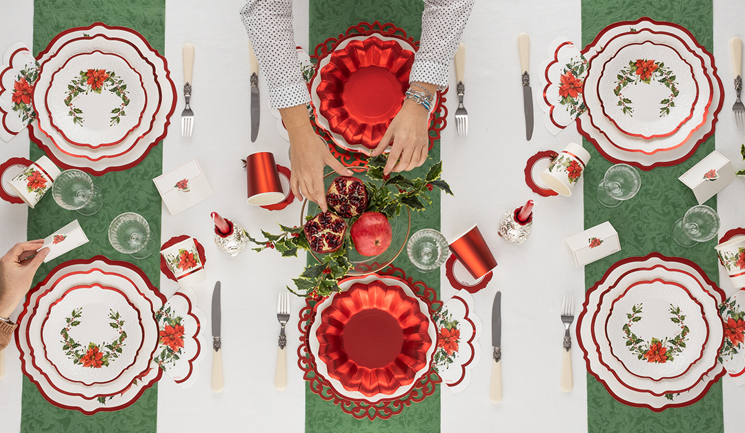 Etoile Rouge: la tavola natalizia si veste di bianco e rosso