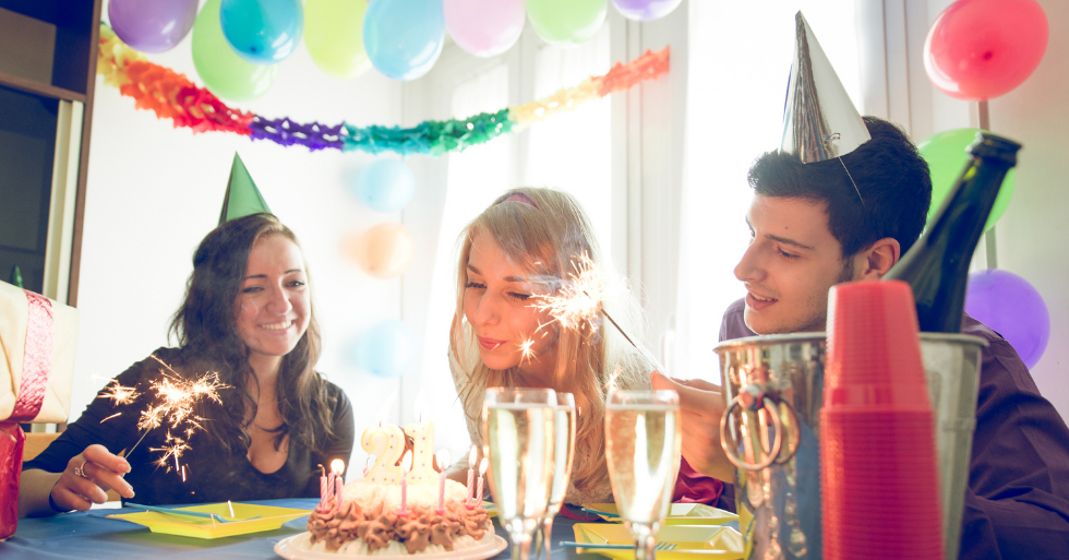 Come organizzare il compleanno in sicurezza senza rinunciare alla festa: i consigli di Givi Italia