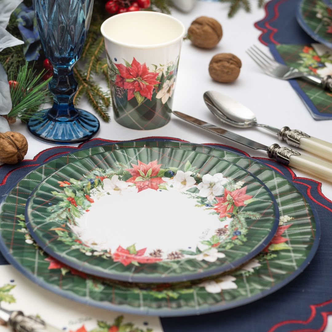 Givi_ChristmasInTartan